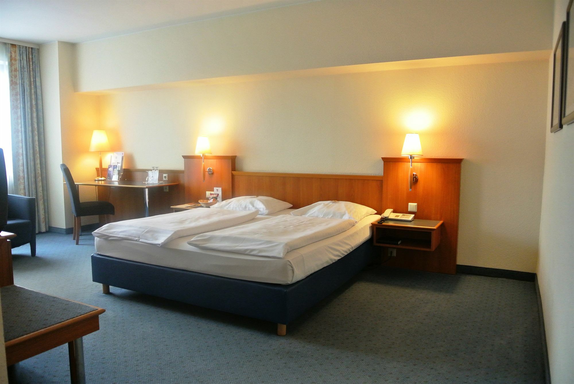 City Hotel ซูล ภายนอก รูปภาพ